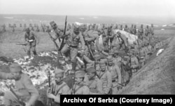 Serbian troops during a "rotation."