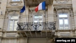 The French Embassy in Baku emphasized that two co-defendants in the case, who are citizens of other nations, were fined but not jailed on the same charges. (file photo)