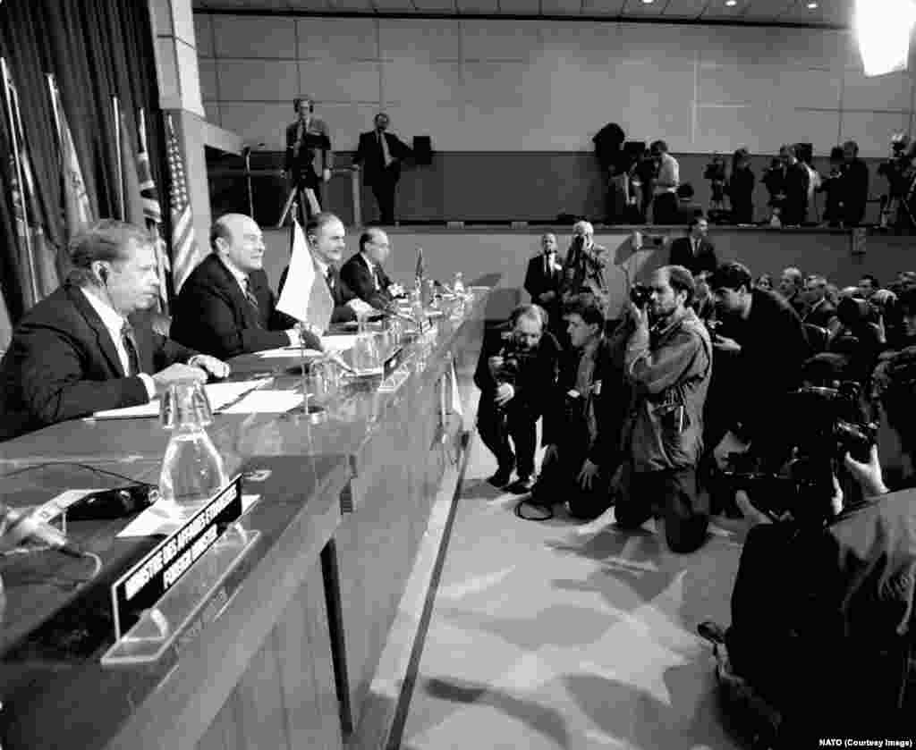 Czechoslovak President Vaclav Havel (left) on a visit to NATO Headquarters in Belgium in March 1991.&nbsp; With the Cold War won after 1991, existential questions about NATO&rsquo;s future mounted. U.S. President George Bush remarked that, for a newborn peace, &ldquo;the real danger came from a general sense of euphoria that everything was going swimmingly.&rdquo; &nbsp;