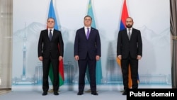 (Left to right) Foreign Ministers Jeyhun Bayramov, Murat Nurtleu, and Ararat Mirzoyan of Azerbaijan, Kazakhstan, and Armenia, respectively, on the first day of talks in Almaty on May 10.