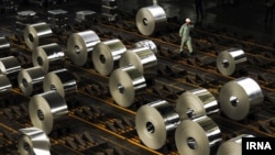 Rolled steel coming off the floor at the Mobarakeh Steel Company (file photo)