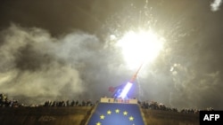 Fireworks over EU insignia amid New Year's celebrations in Prague on January 1.