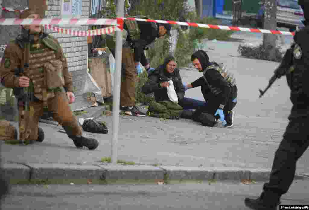 Medics help the injured during the attack.&nbsp;