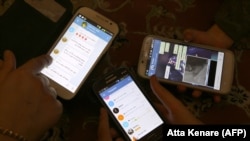 Some 40 million Iranians are believed to use the Telegram messenger app on their smartphones. (file photo)