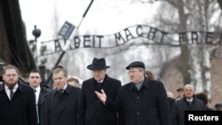 Polish President Bronislaw Komorowski (R) led a procession of leaders to Auschwitz last month. 