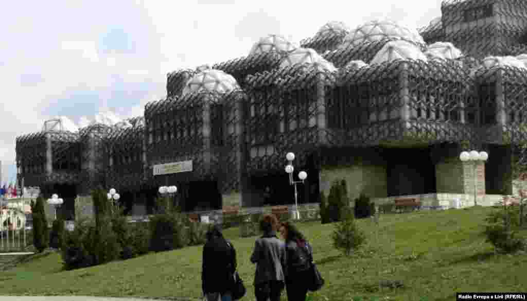 The National University Library in Pristina, Kosovo, was designed by Andrija Mutnjakovic of Croatia and opened in 1982. It was also voted one of the world&#39;s ugliest buildings by &quot;The Daily Telegraph.&quot; It features 73 small glass domes and is covered by a metal fishing net, of sorts. One travel guide describes it as &quot;simultaneously gorgeous and absurd.&quot;