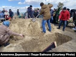 “I know that they were hungry there, so I expected that his hair would be gray and he’d be thin, a skeleton,” his mother said. “But he looked like he did when he was alive. So I went home, and I felt better. Finally, I could bury him.”