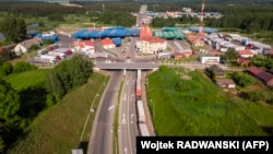 Bobrowniki is one of the key border-crossing points between Poland and Belarus. 