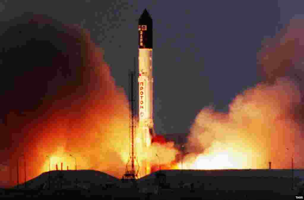 A Russian Proton booster rocket takes off from the Baikonur rocket base in Kazakhstan carrying the &quot;Zarya&quot; cargo module. The launch came off without a hitch, giving the International Space Station (ISS) a perfect start. Parties to the ISS project include Russia, the United States, Canada, Japan, and the European Space Agency.