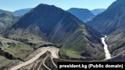 The site of the proposed dam on the Naryn River.