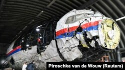 Dutch Judges View Reconstructed MH17 Plane Ahead Of Murder Trial 