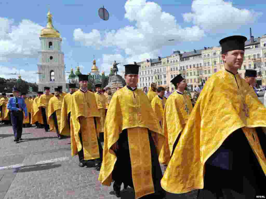 Russian Patriarch Kirill In Ukraine #19