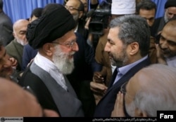 Tajik Islamic Renaissance Party Muhiddin Kabiri (right) meets Iranian Supreme leader Ayatollah Ali Khamenei in December 2015.