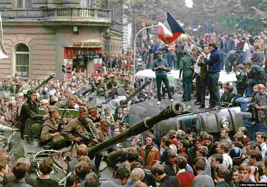 A few blocks away from Wenceslas Square, on Vinohradska Street, journalists at Czechoslovak Radio had continued broadcasting news of the invasion, much to the chagrin of the Soviets, who had moved quickly to try and suppress all media outlets. As troops arrived to shut the station down, people came out in their droves to show their support for the broadcasters.