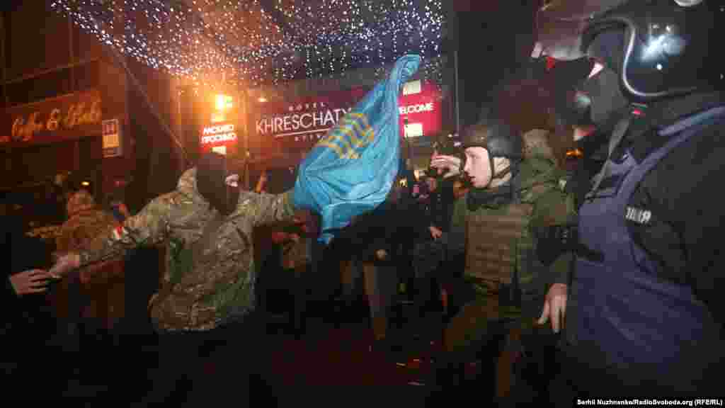 The protest began in support of blockades of rail links to areas of Ukraine which are controlled by Russia-backed separatists.