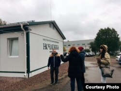 Nochlezhka invited Begovoi activists to visit their St. Petersburg projects and to talk with officials there and residents of nearby neighborhoods.