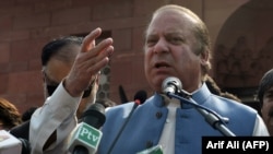 Former Pakistani ousted prime minister Nawaz Sharif (file photo)