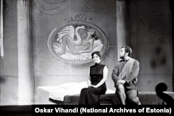 A scene from a performance of Beautiful Helena in Tartu’s Vanemuine Theater in 1969.