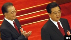 Prime Minister Wen Jiabao (left) with President Hu Jintao at the National People's Congress in Beijing