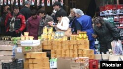 A street market in Yerevan