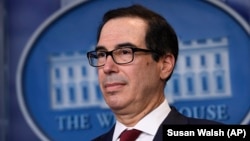 U.S. Treasury Secretary Steven Mnuchin (file photo)