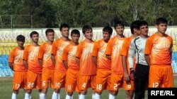 Tajik football team of "Istiqlol," on which the president's son, Rustam Emomali, is a leading player.