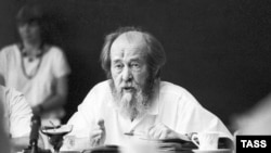 Aleksandr Solzhenitsyn in 1994, after his return to Russia