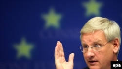 Swedish Foreign Minister Carl Bildt, representing the EU presidency, will lead the bloc's delegation.