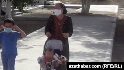 People in Turkmenistan have been told to wear face masks because of "dust."