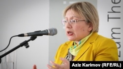 Azerbaijani human rights activist Leyla Yunus (file photo)