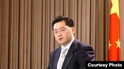 China's Foreign Ministry spokesman Qin Gang: "Dialogue and negotiations."