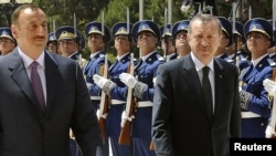 Azerbaijani President Ilham Aliyev (left) and Turkish Prime Minister Tayyip Erdogan