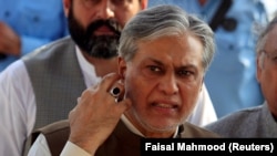 Pakistani Finance Minister Ishaq Dar (file photo)