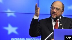 European Parliament President Martin Schulz: "Before I threaten people, I try to convince them, and I will try to convince them that it is the interest of Ukraine to [work with] the European Union on all different levels."