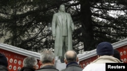 A monument to former Soviet dictator Josef Stalin in the Georgian village of Zemo Alvani (file photo)