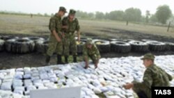 Heroin seized on the Tajik-Afghan border by Russian border guards in 2004.