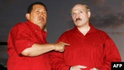 Chavez (left) enjoyed a good relationship with Belarusian President Alyaksandr Lukashenka