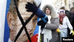 Russians protested in their thousands against the Putin government on February 4