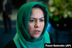 Afghan parliamentary deputy Fawzia Koofi (file photo)