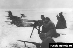 Communist fighters advance across the frozen Gulf of Finland toward the port city of Kronstadt in March 1921.