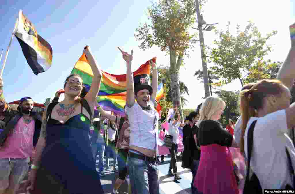 The two-kilometer march began in front of the main government building in Nemanjina Street and passed along Kneza Milosa Avenue and by parliament before ending in front of Belgrade City Hall. 