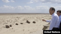 UN Secretary-General Ban Ki-moon visits the "ship cemetery" in Muynak, a former port city on the Aral Sea in Uzbekistan.