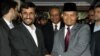 Ahmadinejad Seeks Friends In Indonesia