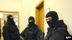 Security agents stormed the Naftohaz headquarters in March in a show of force by President Yushchenko.