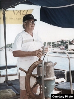 Balloonist John Stuart-Jervis in 1986.