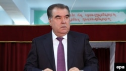 Tajik President Emomali Rahmon casts his ballot in Dushanbe on March 1.