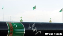 A newly built gas pipeline in Turkmenistan 