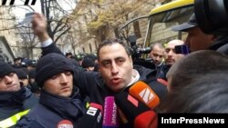 Giorgi Vashadze (center), the leader of opposition New Georgia party, was among those arrested. (file photo)