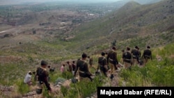 Pakistani troops in the FATA (photo by Radio Mashaal's Majeed Babar)