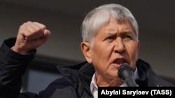 Kyrgyz Ex-President Almazbek Atambaev (file photo)